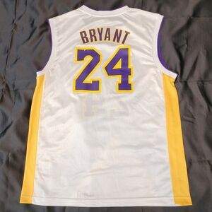 Adidas NBA Los Angeles Lakers #24 Kobe Bryant White Swingman Jersey Mens L